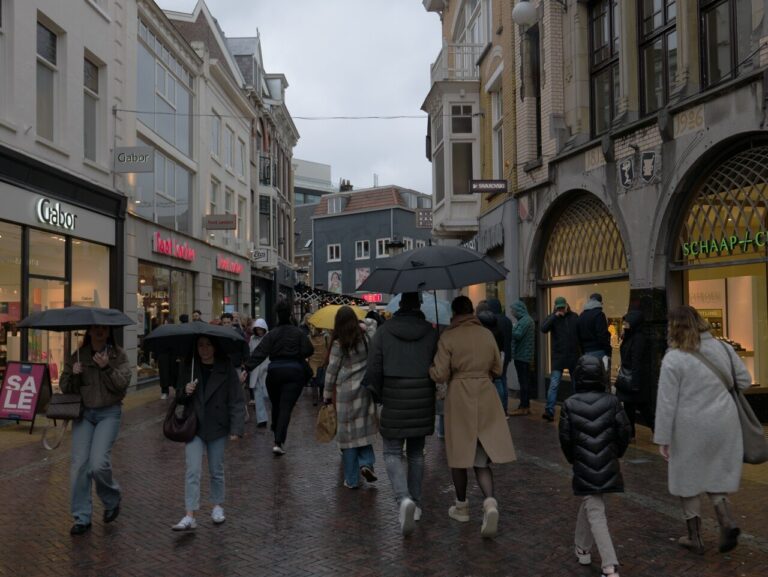 Verhuizing stationsgebouw Vught — attracties in Vught